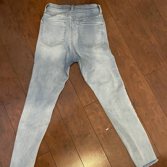 Light washed skinny jeans - Picture 2 of 3